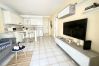 Apartamento en Los Cristianos - Huge Sunny Terrace & Pool · By Deihu Experiencias