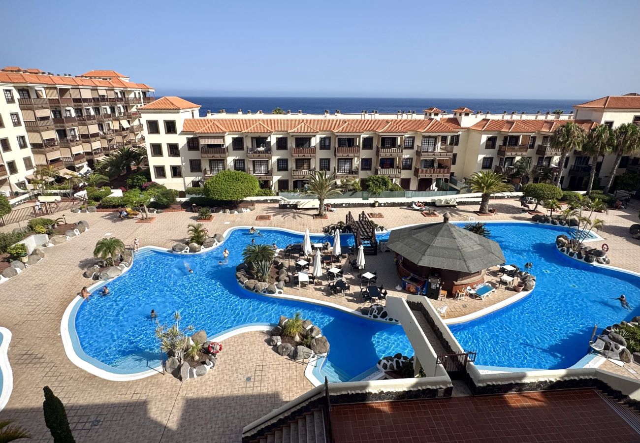 Apartamento en Arona - Glow Horizon · By  Deihu Experiences