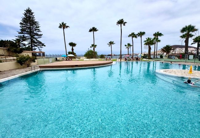  in Los Cristianos - Costamar Infinite Sea Views · By Deihu Experiences