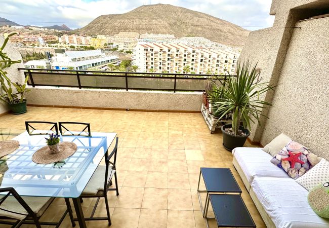 Apartment in Los Cristianos - Urban Oasis In Los Cristianos By Deihu Experiences